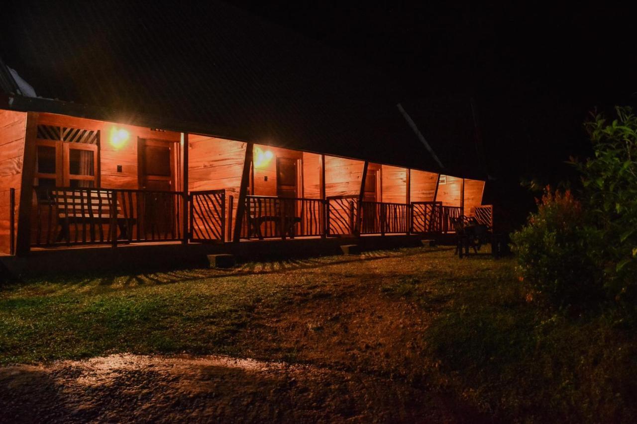Cinnamon Village Sinharaja Deniyaya Exterior photo